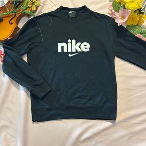 Women’s Nike crew neck sweater